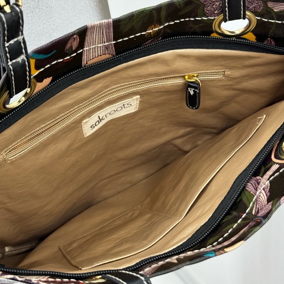 Sakroots By The Sak Artist Circle
Black Peace Boho Print Tote Bag Coated Canvas - Picture 4 of 8